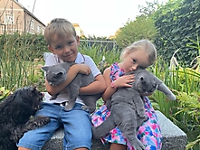 Prinzessinnen und Prinzen am spielen